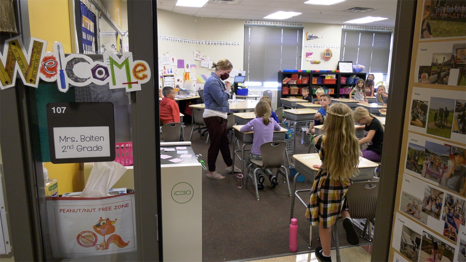 Waukee Elementary Students Learning Supply and Demand with the Experts ...